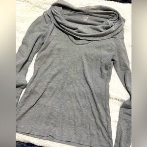 🌼 Cowl Neck Long Sleeve